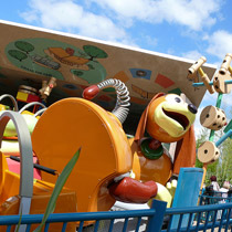 Slinky Dog Zigzag Spin